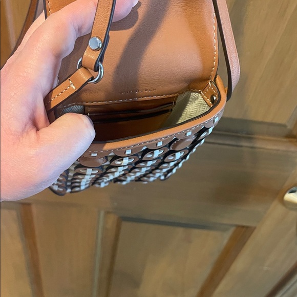 Tory Burch Tan Crossbody Bag - Picture 6 of 6